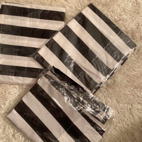 Black and White Striped Window Design - Picture 4 of 5